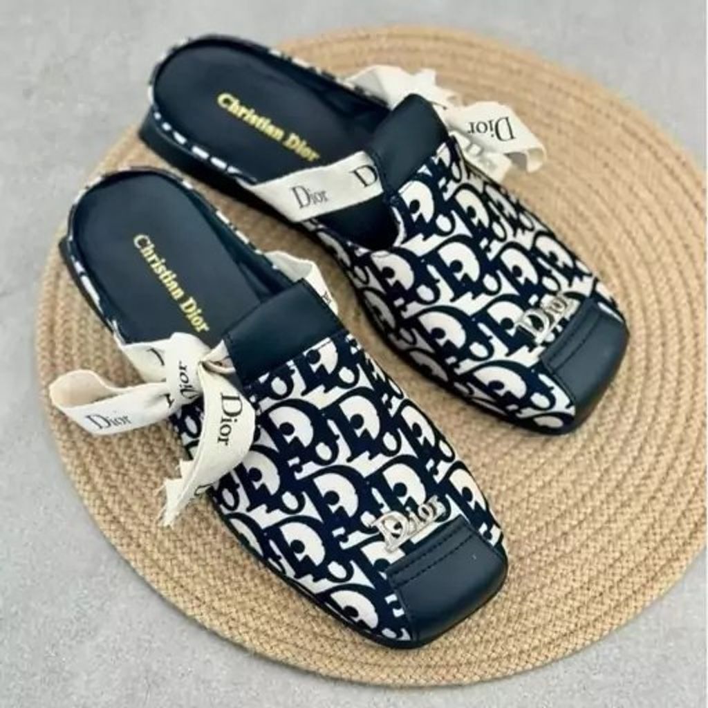 فروش اینترنتی صندل زنانه مدل کلاسیک چهارفصل رنگ مشکی کرم/فروش اقساطی