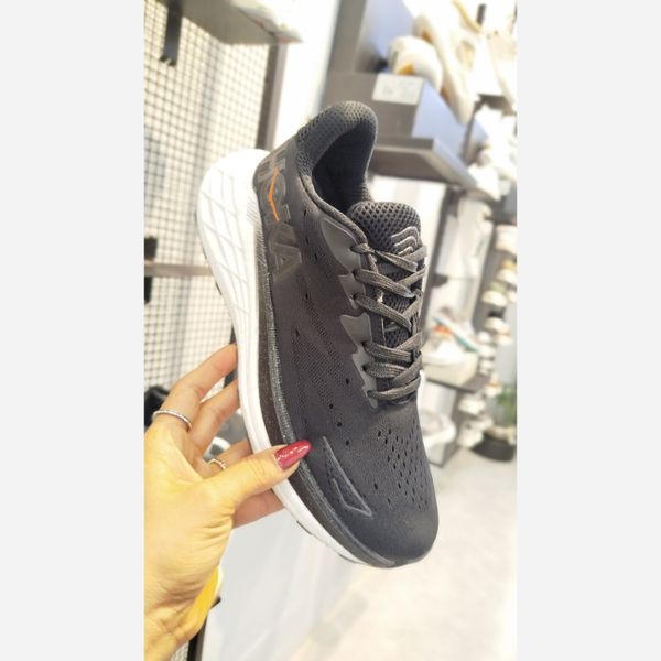 کتونی هوکا مشکی مردانه