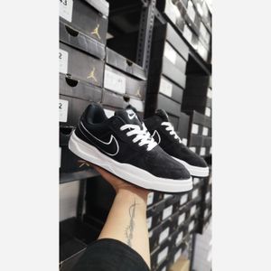 فروش اینترنتی کفش کتونی نایک ایر مشکی زنانه/فروش اقساطی