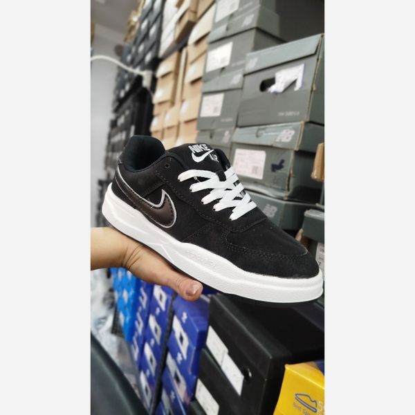 کتونی نایک ایر مشکی زنانه