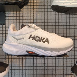 کتونی هوکا سفید مردانه