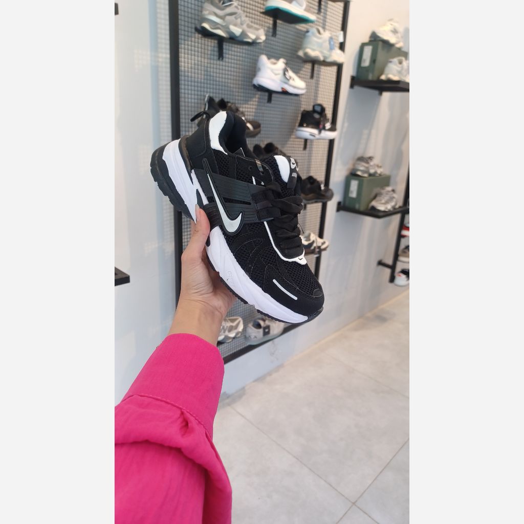 مشخصات کفش کتونی نایک v2k مشکی سفید زنانه/فروش اقساطی