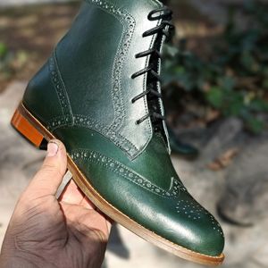 فروش اینترنتی نیم بوت زنانه چرم طبیعی مدل پارامیس کلاسیک یشمی