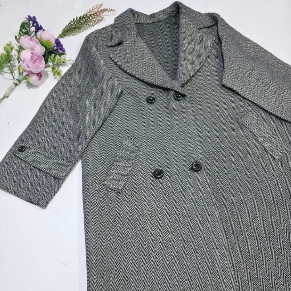 خرید آنلاین کت جناقی بلند نورا