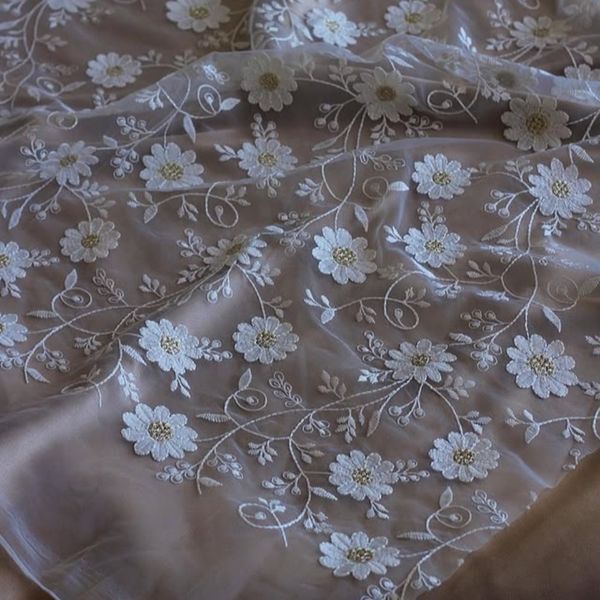 پارچه های تور طرحدار