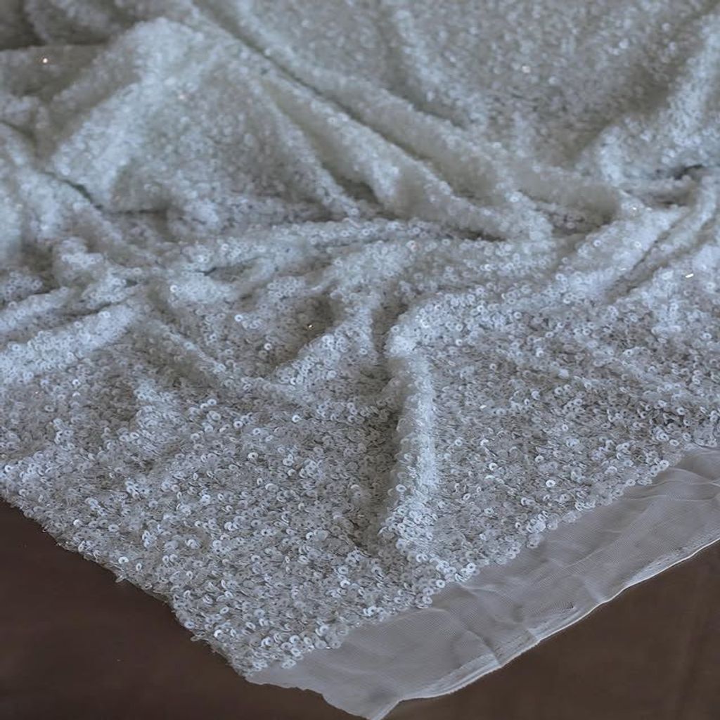 خرید اینترنتی قیمت پارچه های تور طرحدار