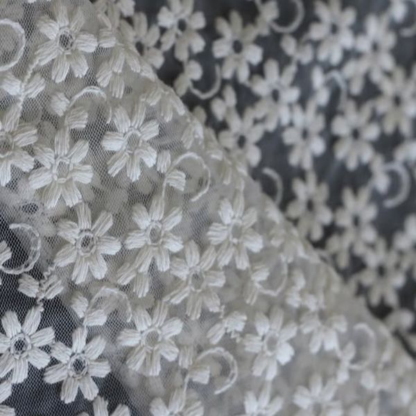 پارچه های تور طرحدار