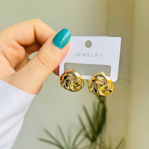 گوشواره نیکلی طرح نقره ای و طلایی