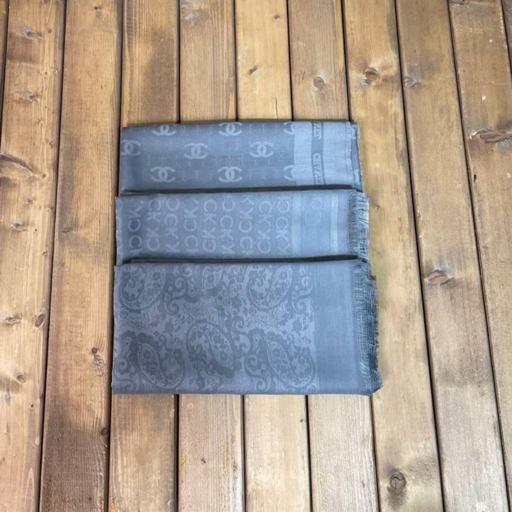 قیمت ارزان روسری ژاکارد نخی مجلسی رنگ طوسی قواره 140 سانتی