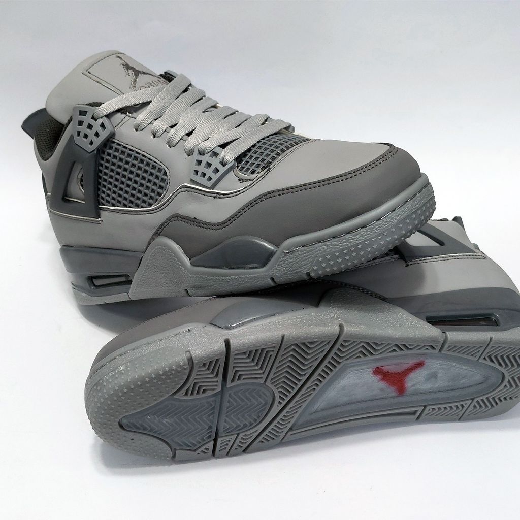 فروش اینترنتی کتونی پرطرفدار نایک جردن 4 طوسی Nike Jordan 4