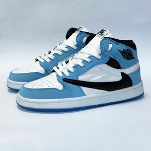 مشخصات کتونی نیم ساق نایک ترویس آبی Nike Travis