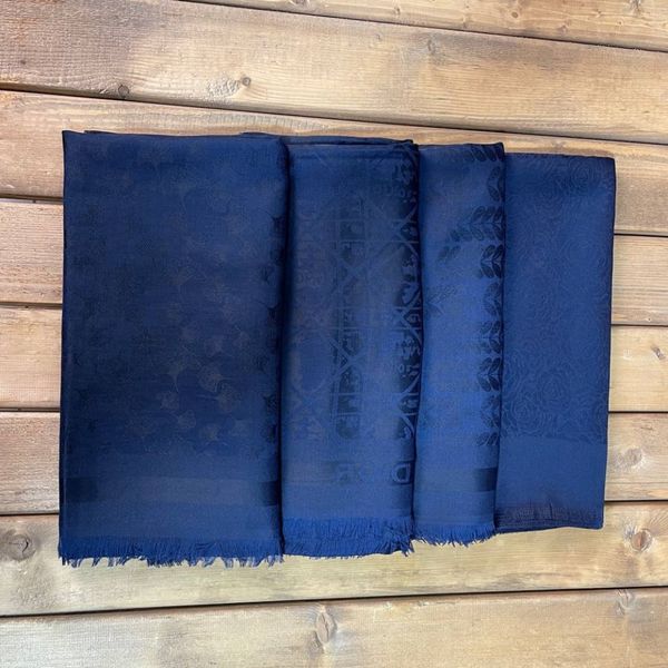 روسری مجلسی ژاکارد قواره بزرگ رنگ سرمه ای