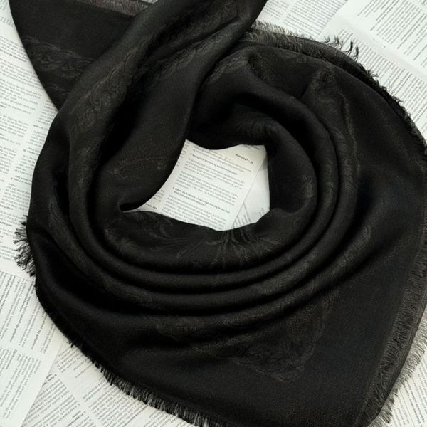 روسری مشکی ژاکارد مجلسی قواره دار