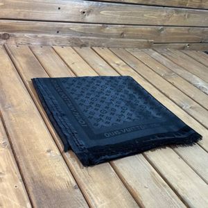 خرید انلاین روسری مشکی ژاکارد مجلسی قواره دار