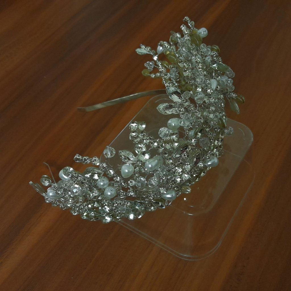 مشخصات تاج عروس مدل نگین ها با مارکیز اصل