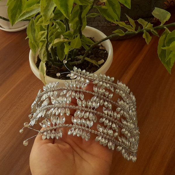 تاج عروس مدل پروانه ها با مارکیز غیر اصل