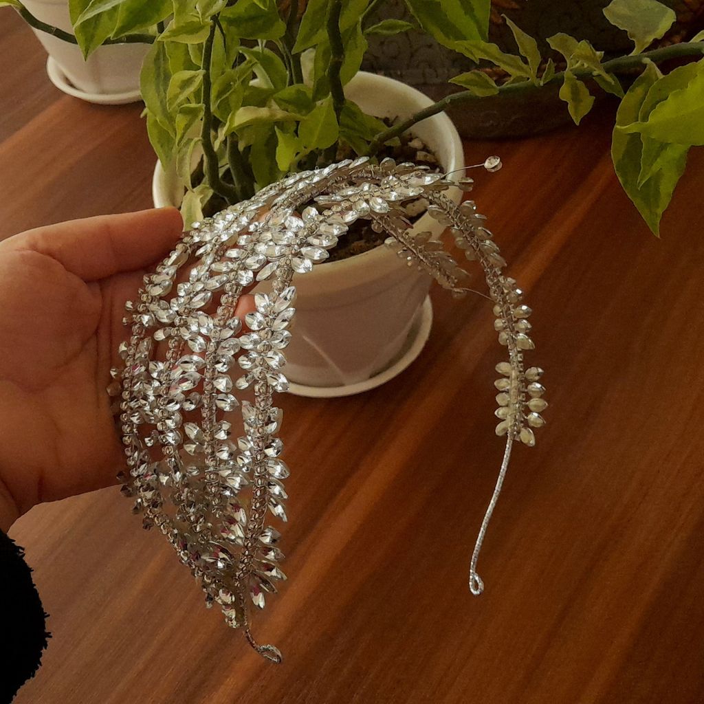 قیمت تاج عروس مدل پروانه ها با مارکیز غیر اصل