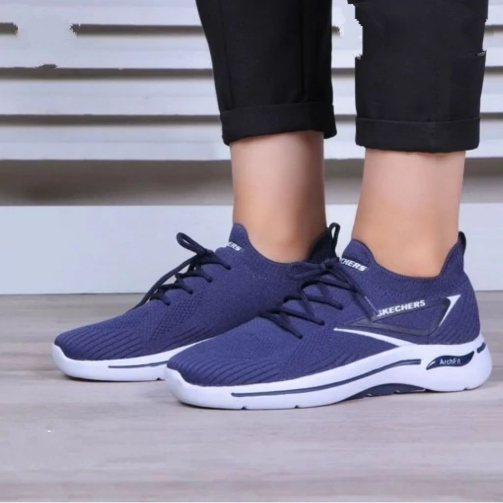 خرید اینترنتی کفش اسکیچرز جورابی مردانه مدل رامر رنگ سورمه تی