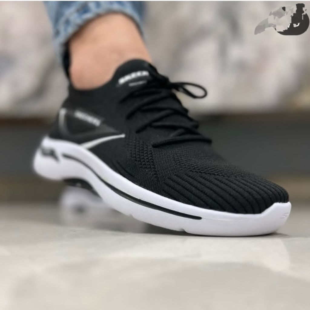 خرید آنلاین کفش اسکیچرز جورابی مردانه مدل رامر مشکی