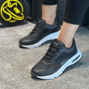 کفش چرم زنانه اسپرت مدل رامینگو مشکی