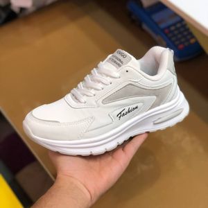 قیمت کفش چرم زنانه اسپرت مدل رامینگو سفید