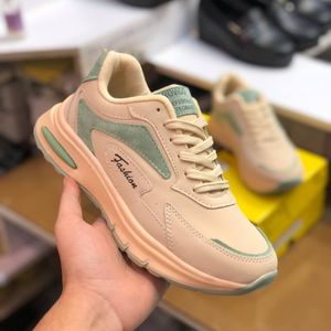 مشخصات کفش چرم زنانه اسپرت مدل رامینگو کرم سبز