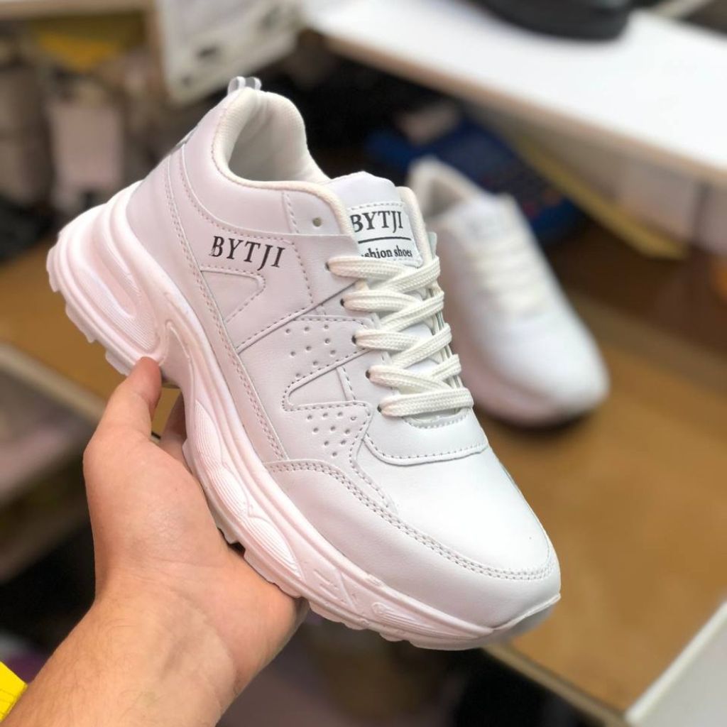 خرید اینترنتی کفش چرم زنانه اسپرت مدل دیمتجی سفید