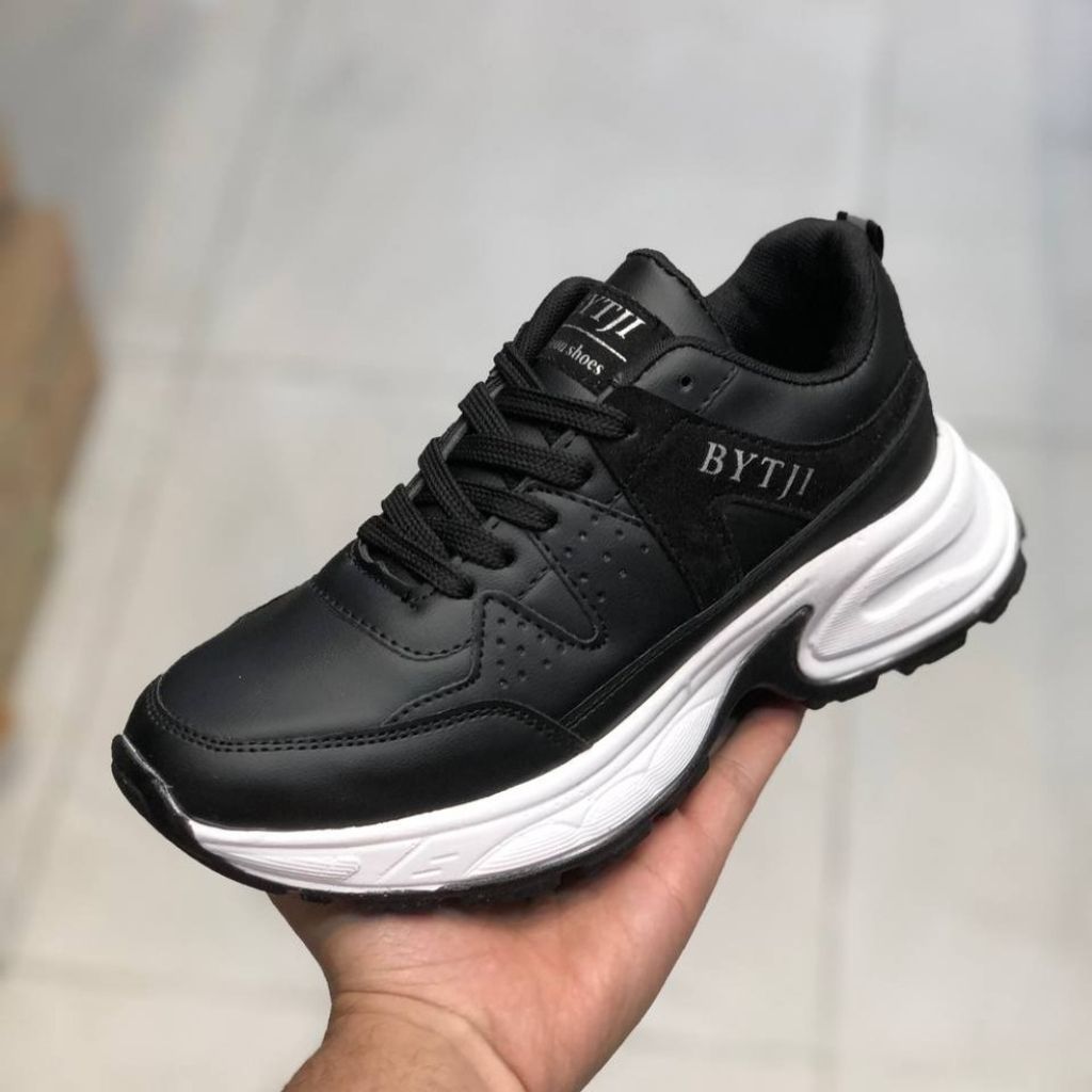 فروش اینترنتی کفش چرم زنانه اسپرت مدل دمیتجی مشکی