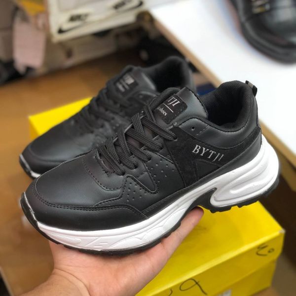 کفش چرم زنانه اسپرت مدل دمیتجی مشکی