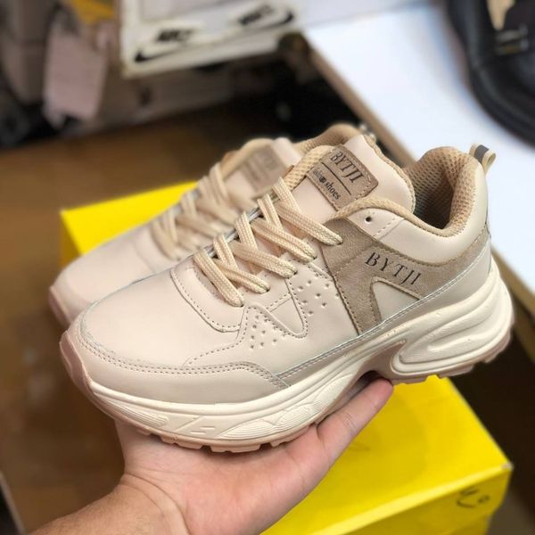 کفش چرم زنانه اسپرت مدل دمیتجی کرم