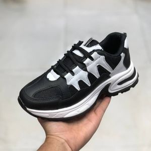 قیمت کفش چرم زنانه اسپرت مدل هوگان مشکی