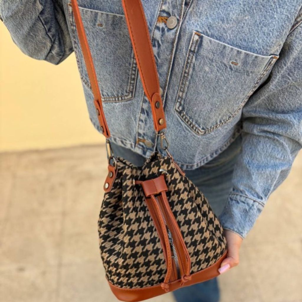 قیمت ارزان کیف دوشی اسپرت زنانه و دخترانه مدل مانیزا