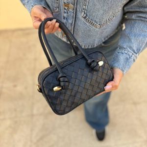 قیمت کیف اسپرت زنانه و دخترانه لاریزو