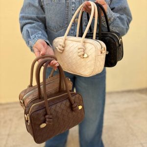 کیف اسپرت زنانه و دخترانه لاریزو