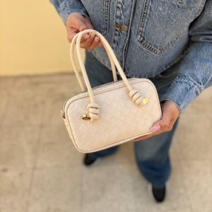 مشخصات کیف اسپرت زنانه و دخترانه لاریزو