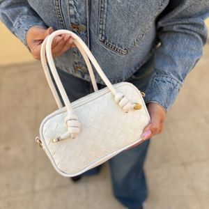 مشخصات کیف اسپرت زنانه و دخترانه لاریزو