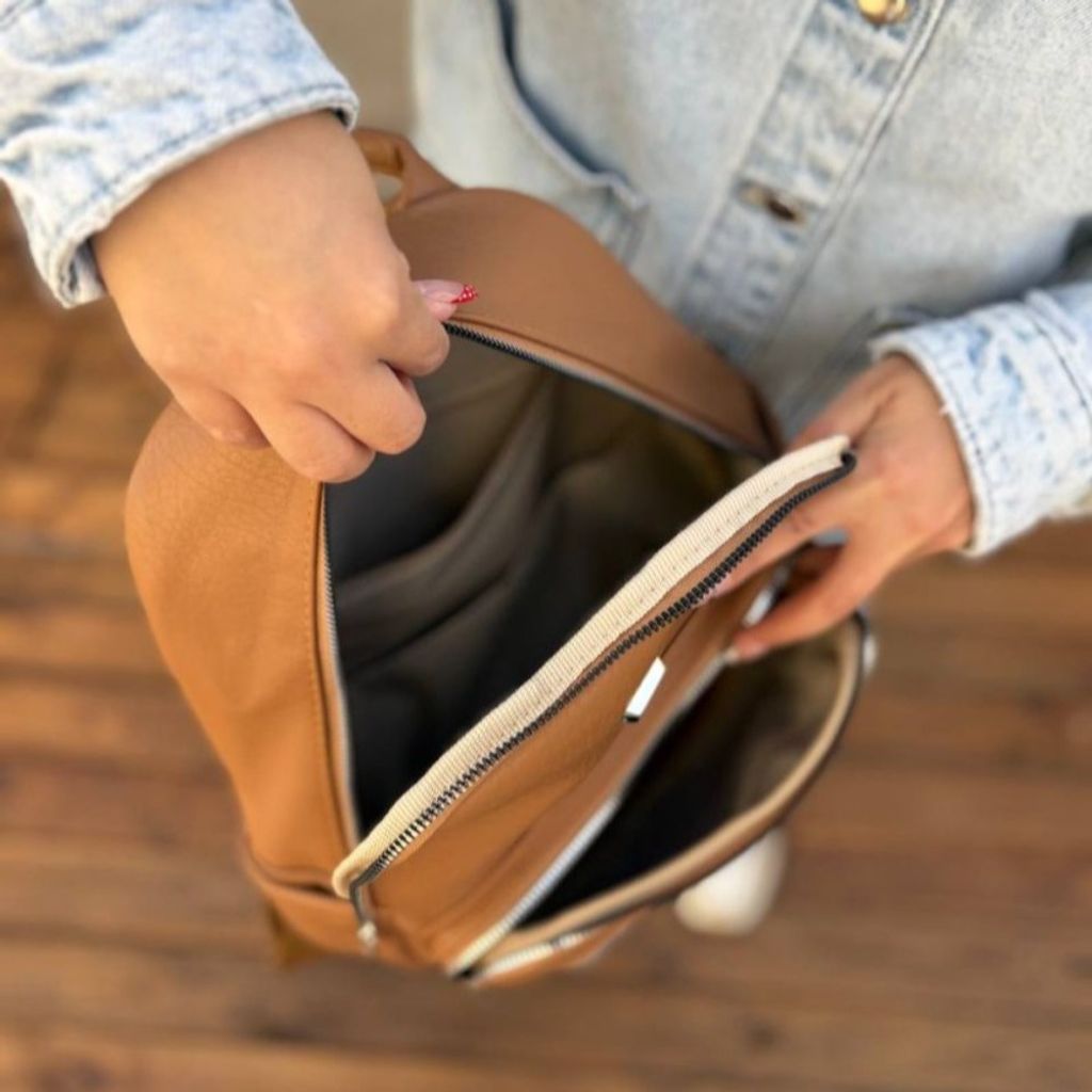 مشخصات کوله پشتی زنانه و دخترانه چرمی مدل ماهور