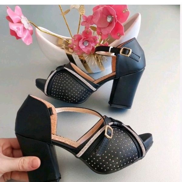 کفش مجلسی زنانه مدل زرین