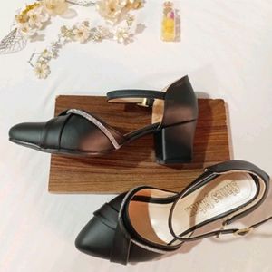 خرید آنلاین کفش مجلسی زنانه مدل عروسکی