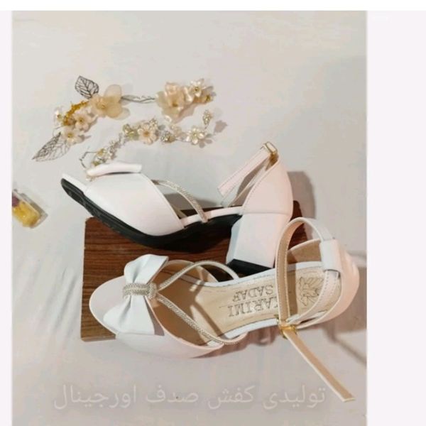 کفش زنانه مجلسی مدل ستایش