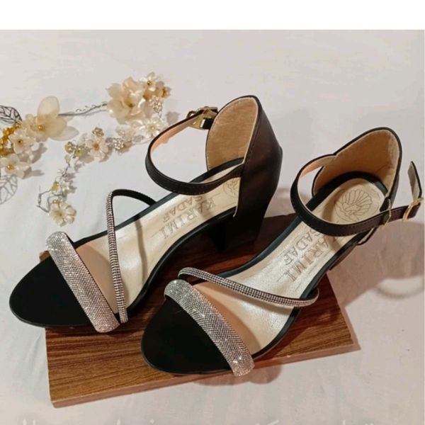 کفش مجلسی زنانه مدل مهلا