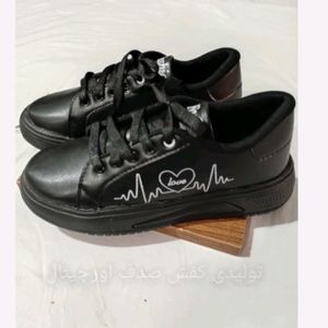 خرید اینترنتی کفش اسپرت زنانه طرح ضربان