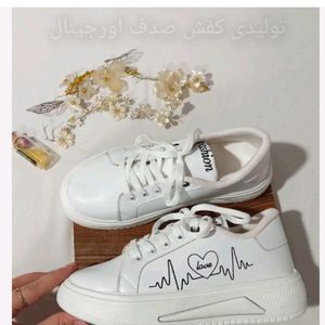 فروش اینترنتی کفش اسپرت زنانه طرح ضربان