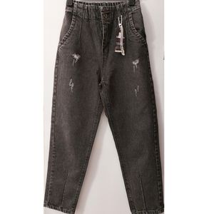 شلوار لی زنانه