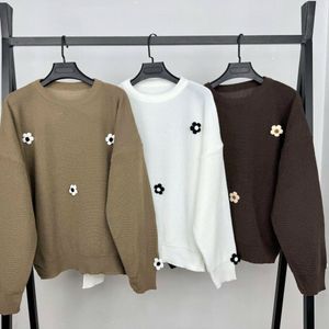 فروش اینترنتی بلوز بافت زنانه طرح نیلماه