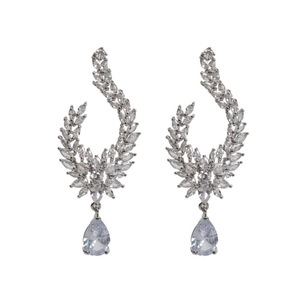 خرید آنلاین گوشواره جواهری مدل نگین دار طرح اشک