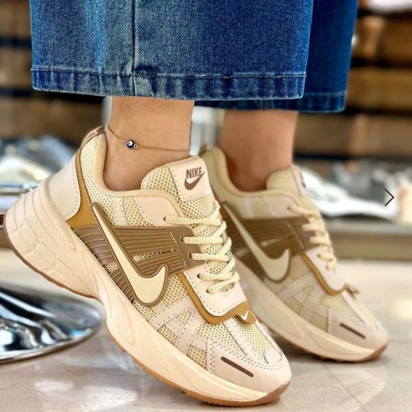 کتونی نایک وی تی کی