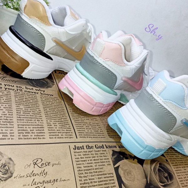 کتونی نایک وی تی کی