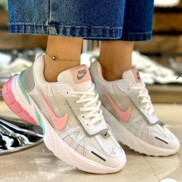 کتونی نایک وی تی کی