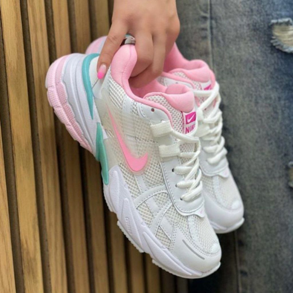 خرید آنلاین کتونی نایک وی تی کی